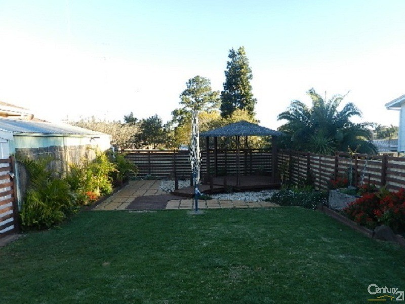 1 Farr Street, Kearneys Spring QLD 4350