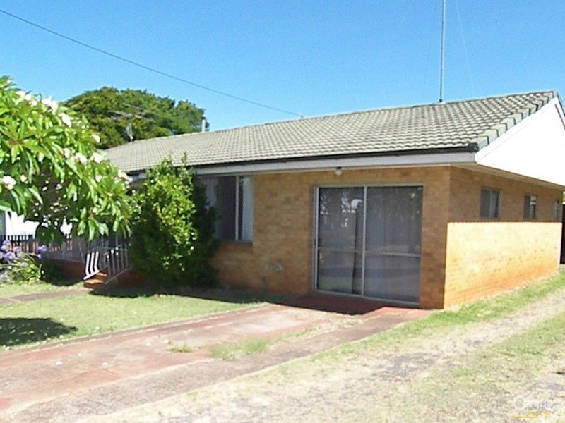 194 Alderley Street, Centenary Heights QLD 4350