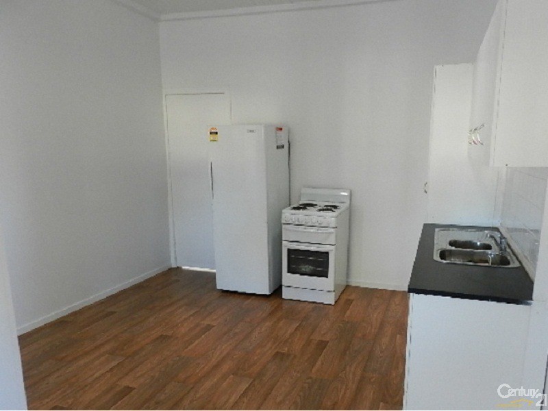 7-9 Geraghty Street, Cecil Plains QLD 4407