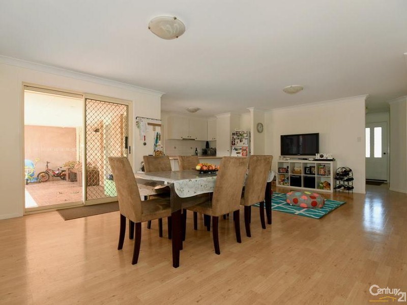 6 Biscay Crescent, Glenvale QLD 4350