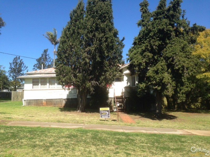 24 Gregory Street, Harlaxton QLD 4350