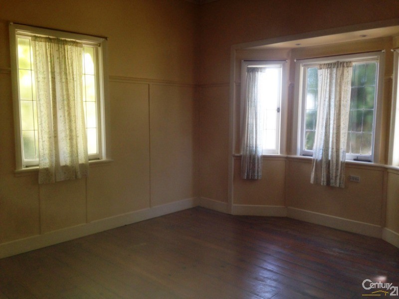 24 Gregory Street, Harlaxton QLD 4350