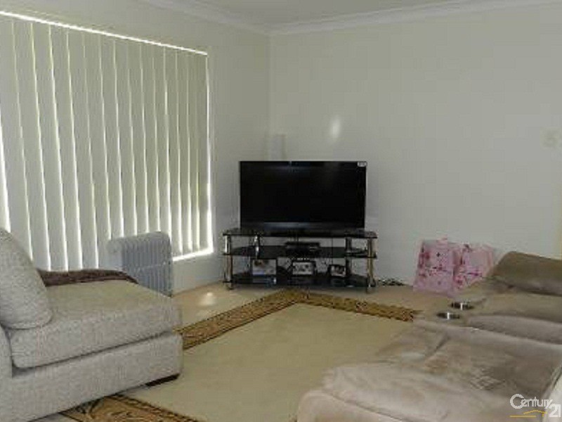 3 Wareena Crescent, Glenvale QLD 4350