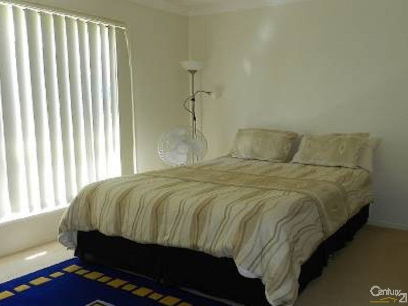 3 Wareena Crescent, Glenvale QLD 4350