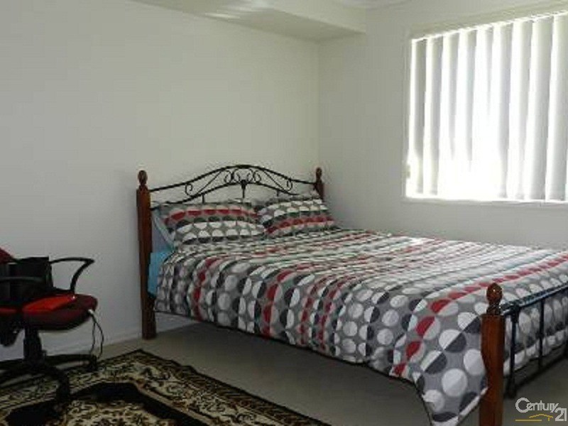 3 Wareena Crescent, Glenvale QLD 4350