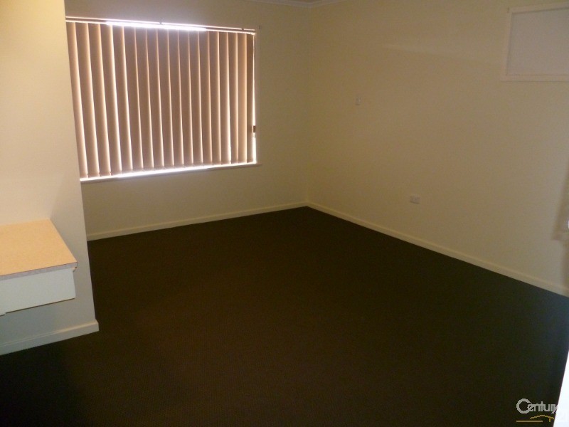 16 Storey Street, Centenary Heights QLD 4350