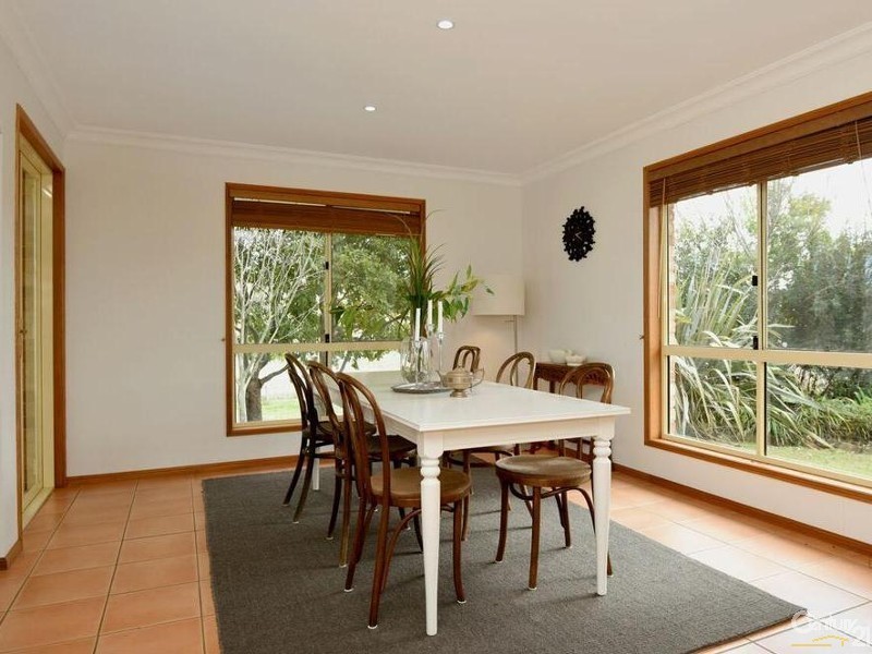 12 Andrews Court, Hodgson Vale QLD 4352