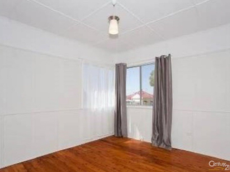 167 North Street, Rockville QLD 4350