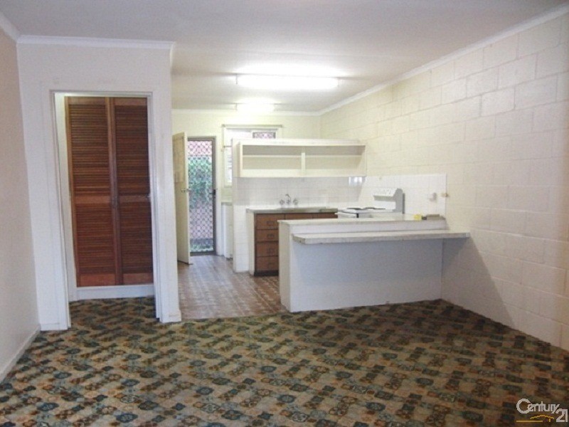 5/365 Margaret Street, Newtown QLD 4350