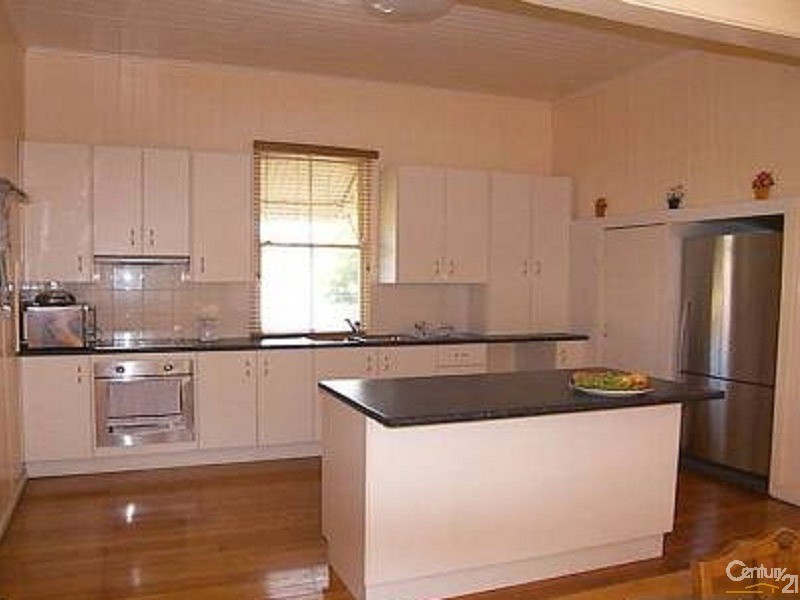 93 Mackenzie Street, East Toowoomba QLD 4350