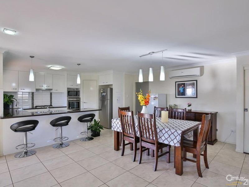 4 Fallon Drive, Middle Ridge QLD 4350