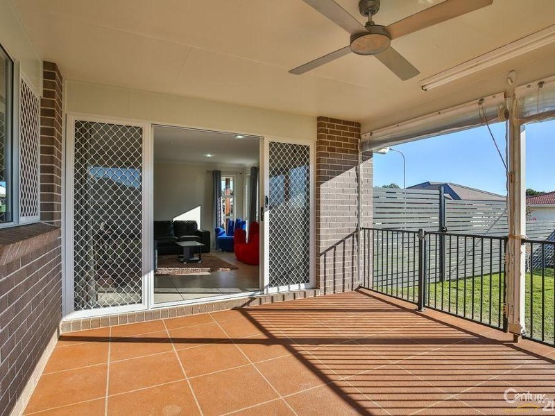 4 Fallon Drive, Middle Ridge QLD 4350