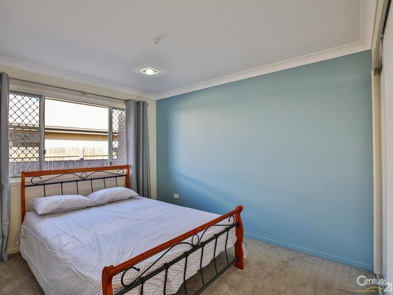 4 Fallon Drive, Middle Ridge QLD 4350