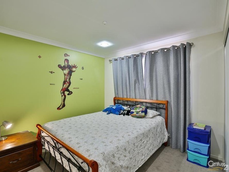 4 Fallon Drive, Middle Ridge QLD 4350