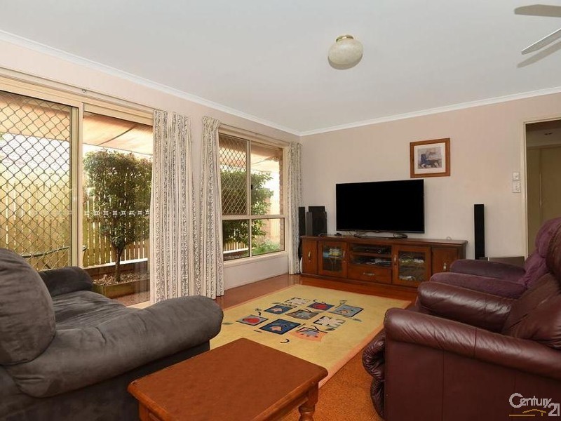 247 Nelson Street, Kearneys Spring QLD 4350
