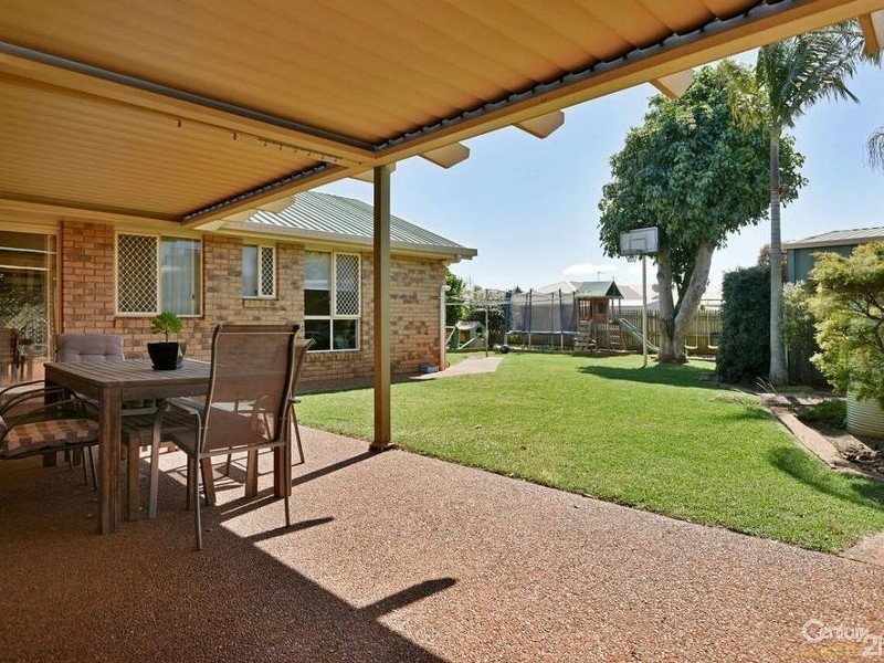 247 Nelson Street, Kearneys Spring QLD 4350