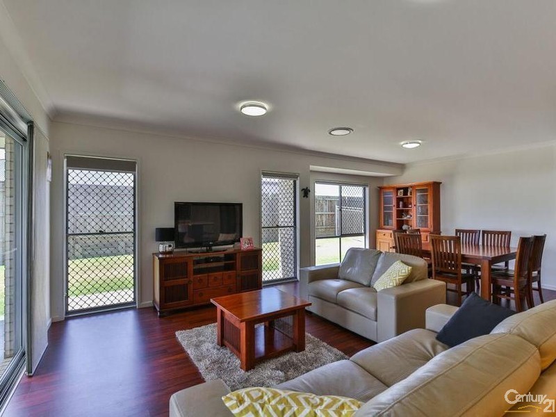 12 Lockyer Street, Kleinton QLD 4352