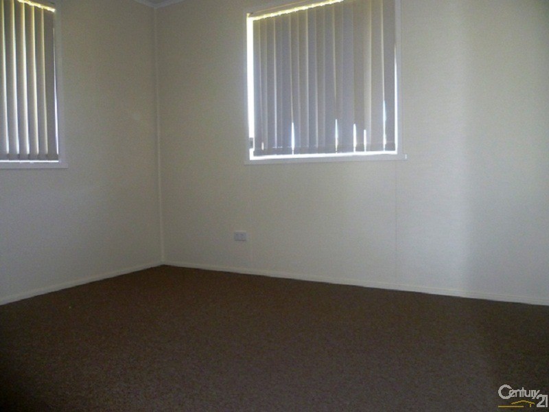 70  Knockator Crescent, Centenary Heights QLD 4350