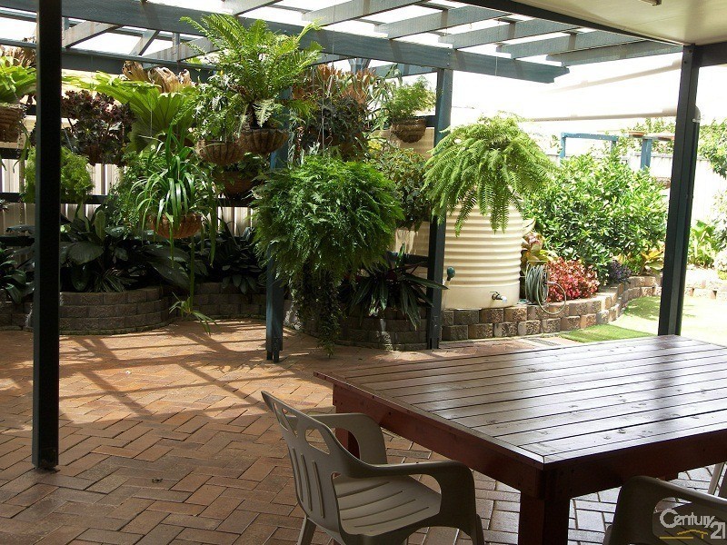 172 Spring Street, Middle Ridge QLD 4350