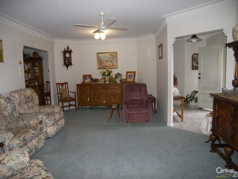 172 Spring Street, Middle Ridge QLD 4350