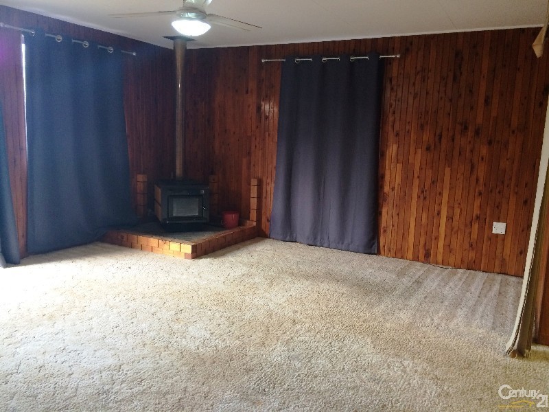 4 Crane Court, Wilsonton QLD 4350