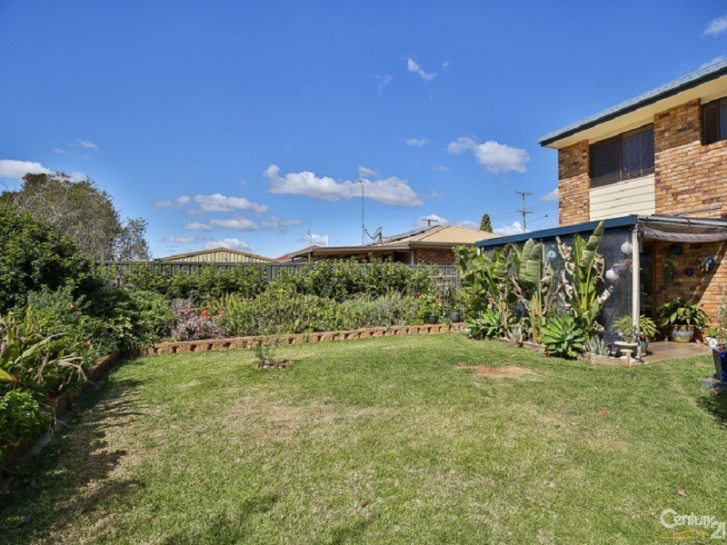 33 Aster Street, Centenary Heights QLD 4350