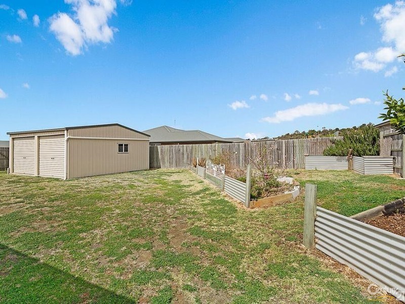 20 Corella Street, Meringandan West QLD 4352