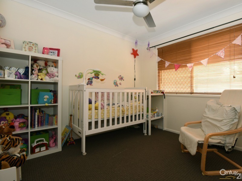 6 Biscay Crescent, Glenvale QLD 4350