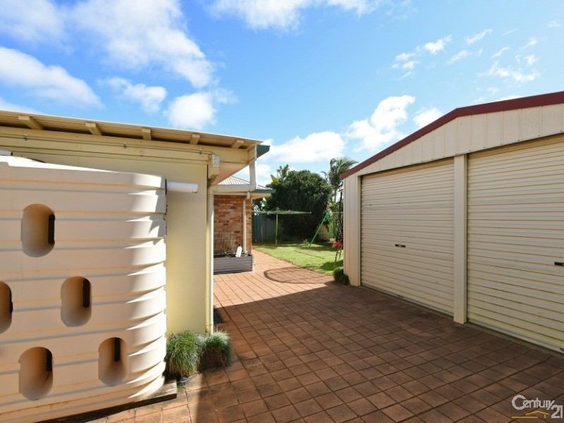 6 Biscay Crescent, Glenvale QLD 4350