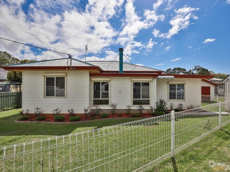 17 Albert Lane, Newtown QLD 4350
