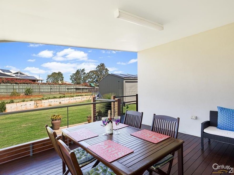 17 Mountview Court, Highfields QLD 4352