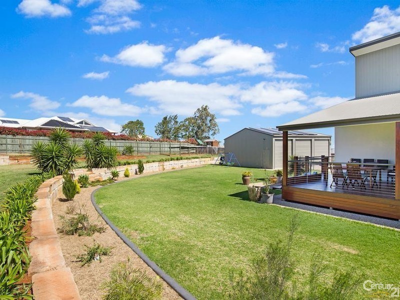 17 Mountview Court, Highfields QLD 4352