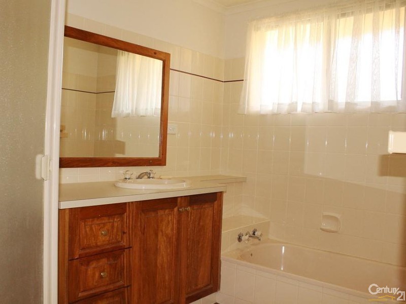 20 Ladner Street, Drayton QLD 4350