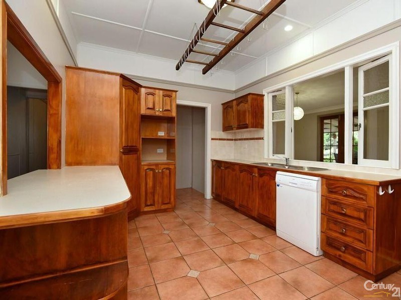 28 Hume Street, North Toowoomba QLD 4350