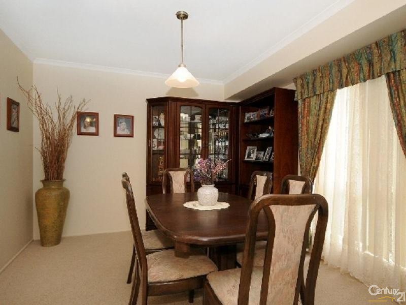 3 Carnation Court, Middle Ridge QLD 4350
