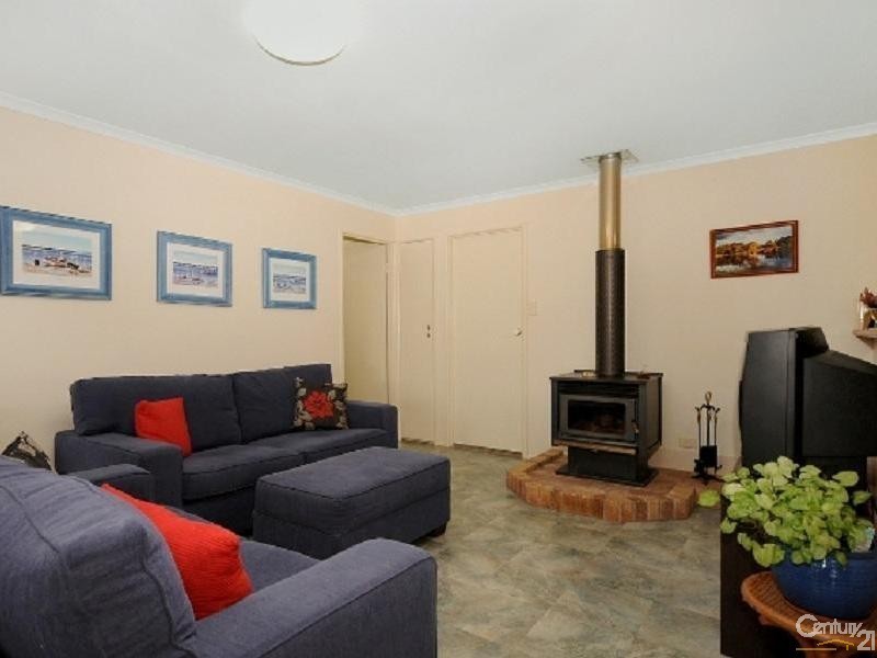 3 Carnation Court, Middle Ridge QLD 4350