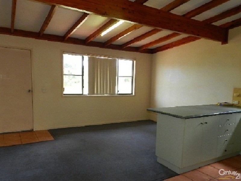 1/5 Amanda Drive, Centenary Heights QLD 4350