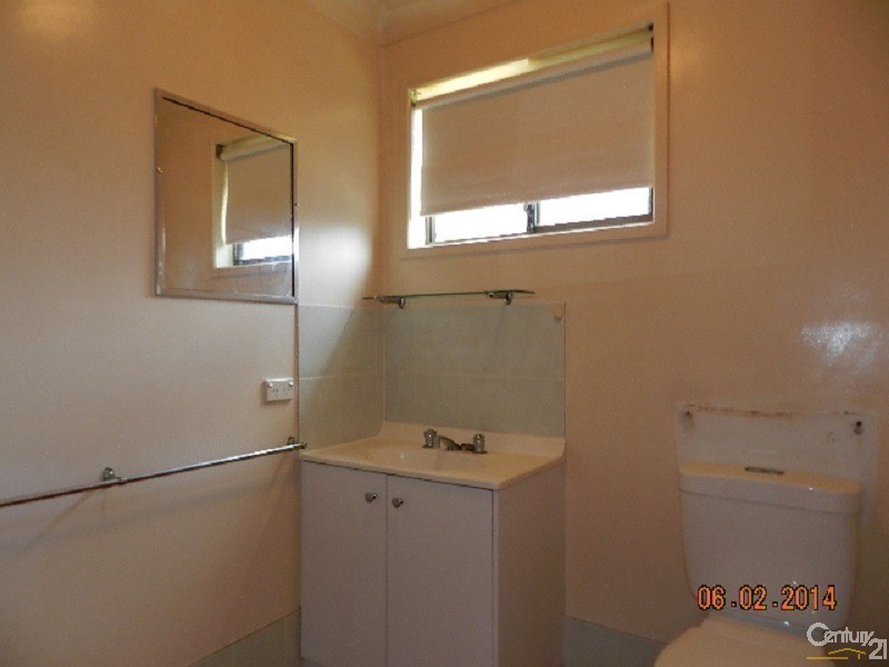 1/5 Amanda Drive, Centenary Heights QLD 4350