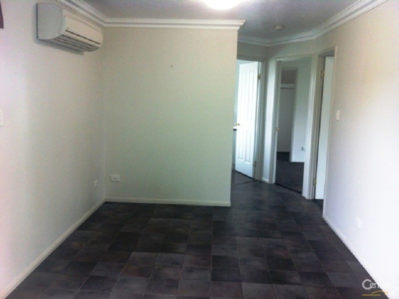 9 Volker Road, Mount Rascal QLD 4350