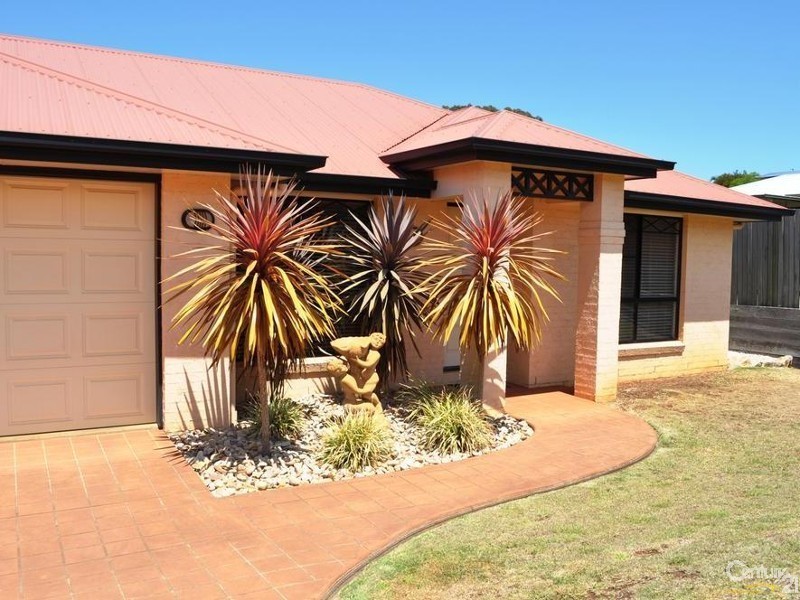58 Barlow Street, Wilsonton QLD 4350