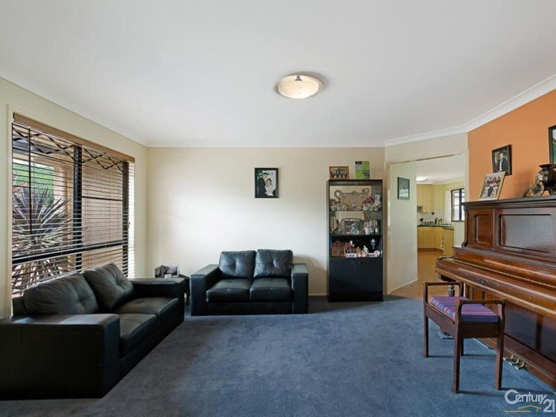 58 Barlow Street, Wilsonton QLD 4350