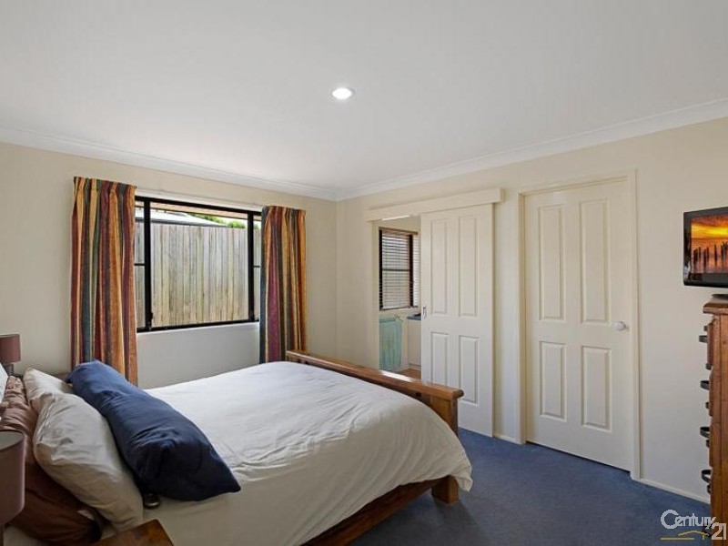 58 Barlow Street, Wilsonton QLD 4350