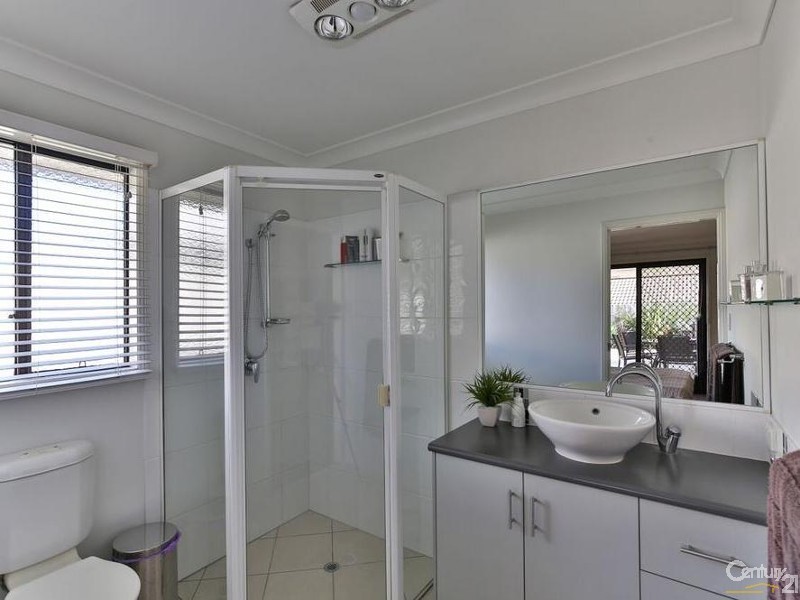 10 Wildcard Drive, Glenvale QLD 4350