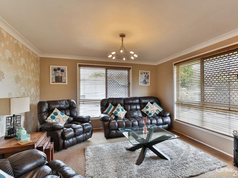 46 Bouganvillea Drive, Middle Ridge QLD 4350