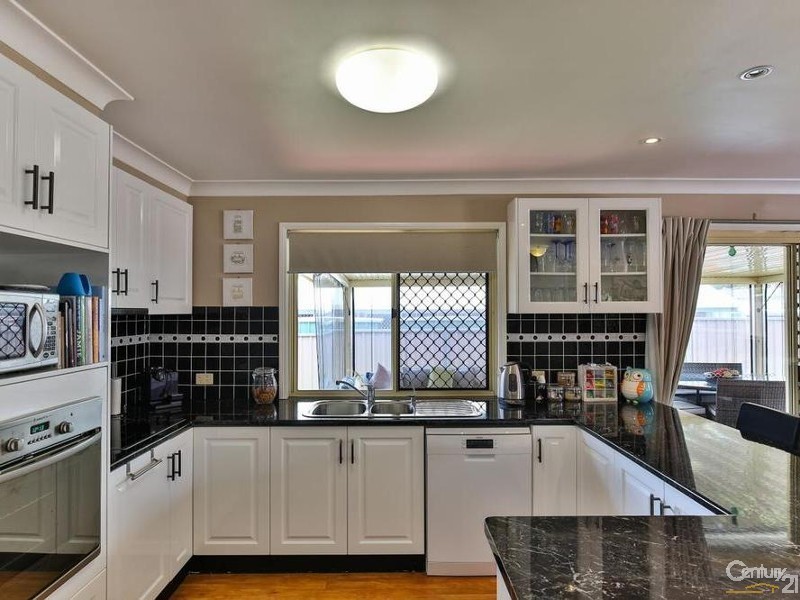 46 Bouganvillea Drive, Middle Ridge QLD 4350