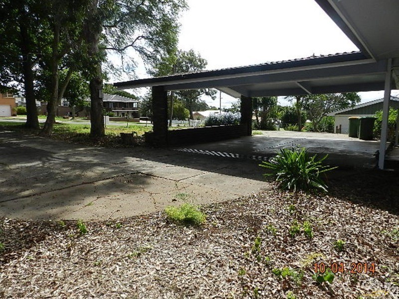 96 Ramsay Street, Centenary Heights QLD 4350