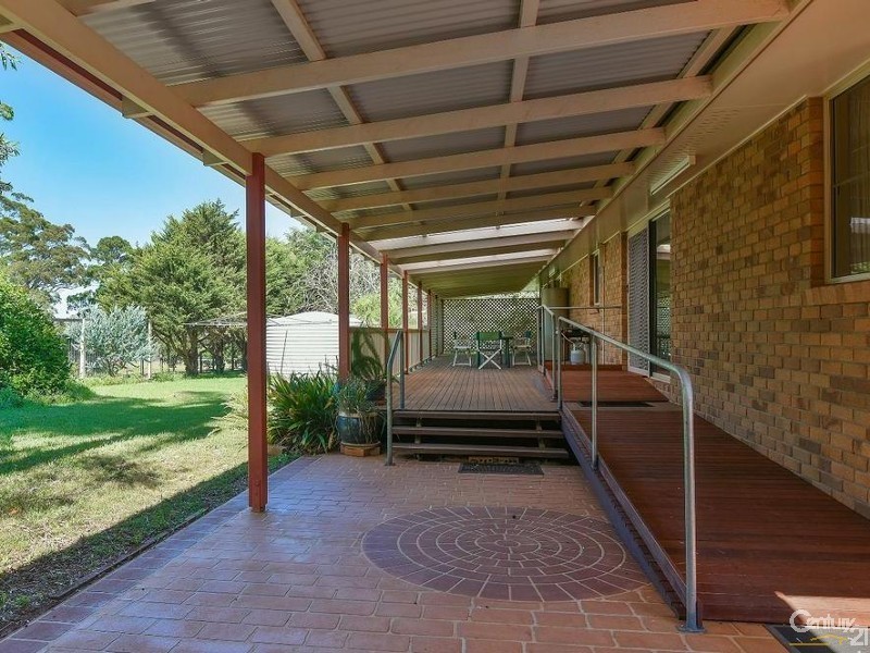 1 Bradys Road, Highfields QLD 4352