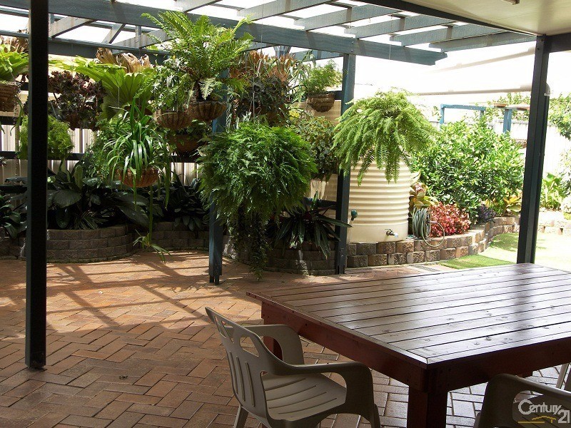 172  Spring Street, Middle Ridge QLD 4350