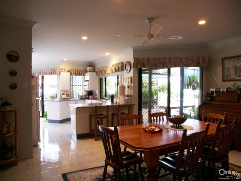 172  Spring Street, Middle Ridge QLD 4350