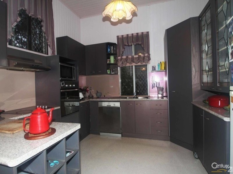 42 Hill Street, Toowoomba QLD 4350